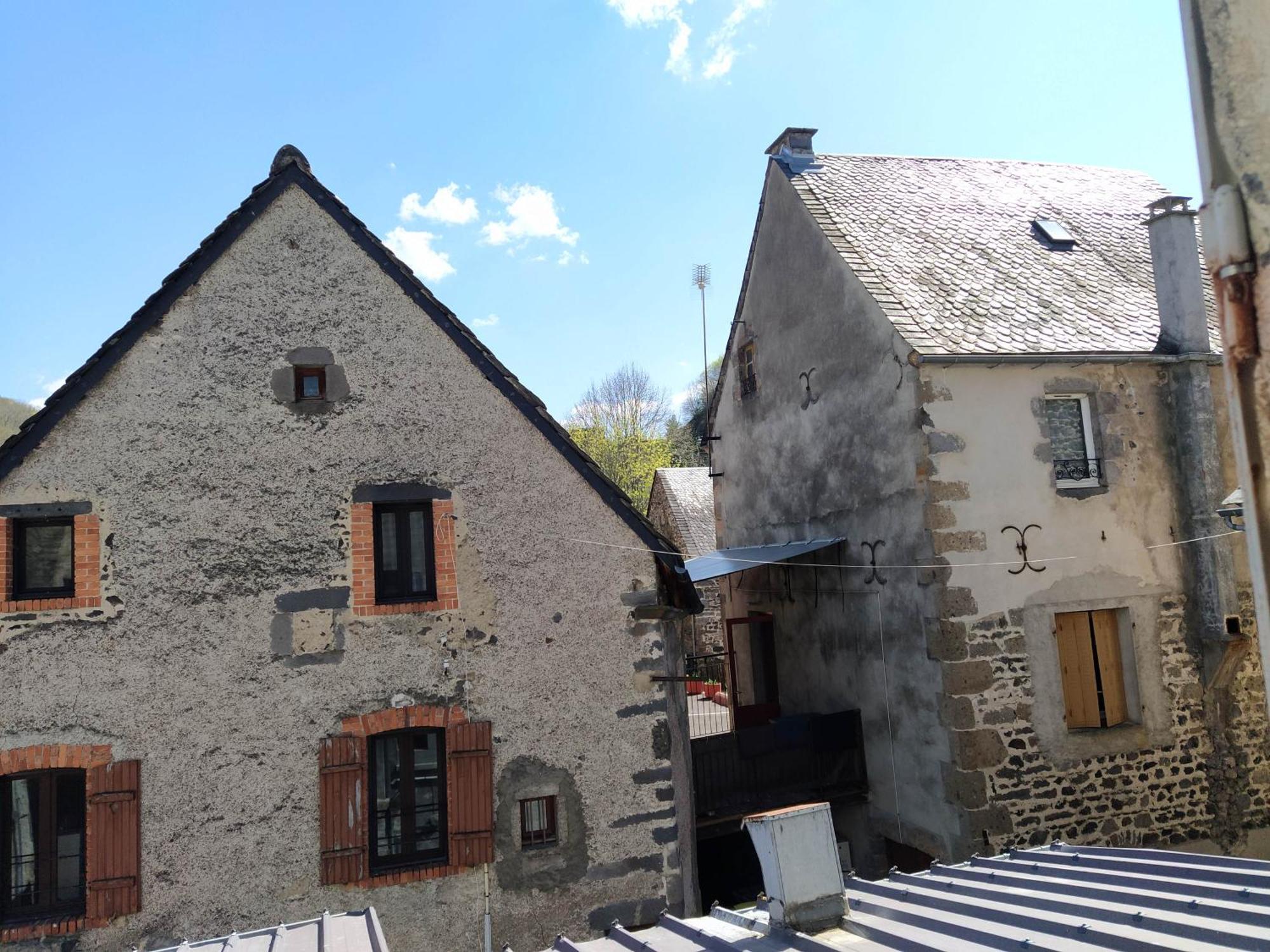 Hotel Restaurant Notre Dame Orcival Bagian luar foto